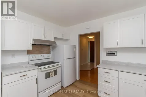 2699 Stone Crescent Ottawa ON K2H 6Y9