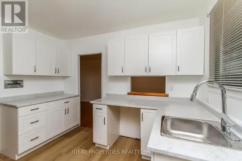 2699 Stone Crescent Ottawa ON K2H 6Y9