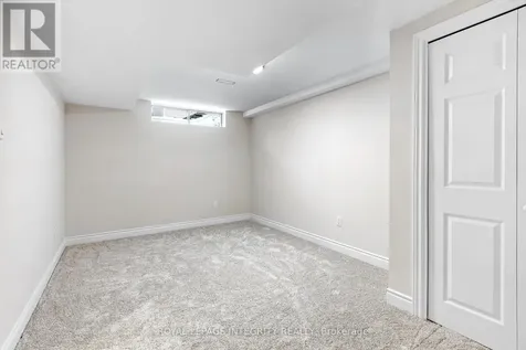 1031 Unicorn Avenue Ottawa ON K4A 4H6