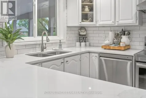 1509 Mayrene Crescent Ottawa ON K4P 1B2