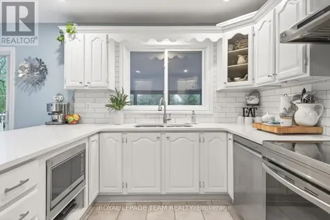 1509 Mayrene Crescent Ottawa ON K4P 1B2