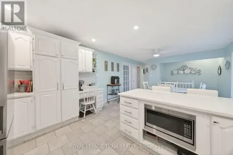 1509 Mayrene Crescent Ottawa ON K4P 1B2