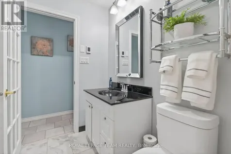 1509 Mayrene Crescent Ottawa ON K4P 1B2