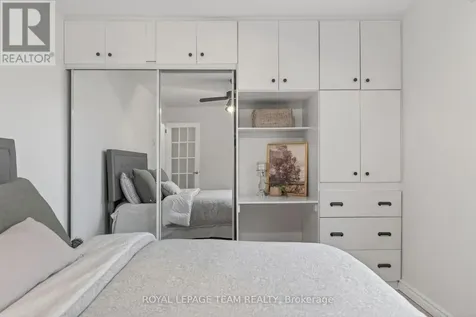 1509 Mayrene Crescent Ottawa ON K4P 1B2