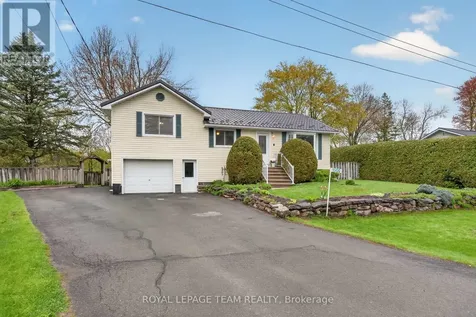 1509 Mayrene Crescent Ottawa ON K4P 1B2