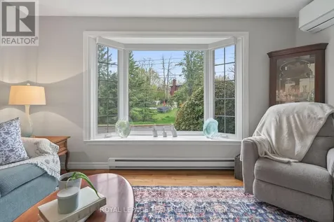 1509 Mayrene Crescent Ottawa ON K4P 1B2
