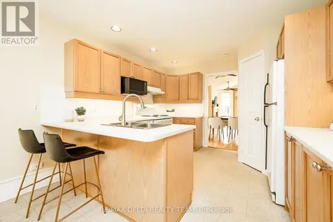859 Giant Cedars Crescent Ottawa ON K1V 1P1