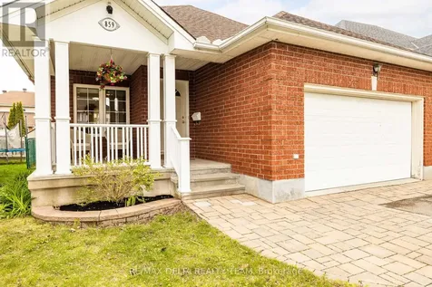 859 Giant Cedars Crescent Ottawa ON K1V 1P1