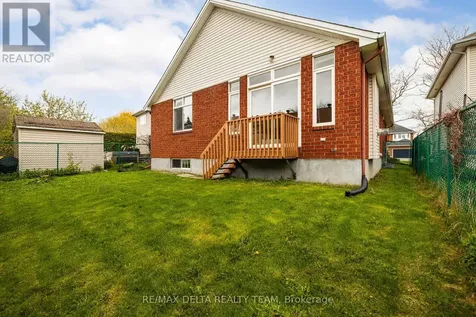 859 Giant Cedars Crescent Ottawa ON K1V 1P1