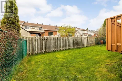 859 Giant Cedars Crescent Ottawa ON K1V 1P1