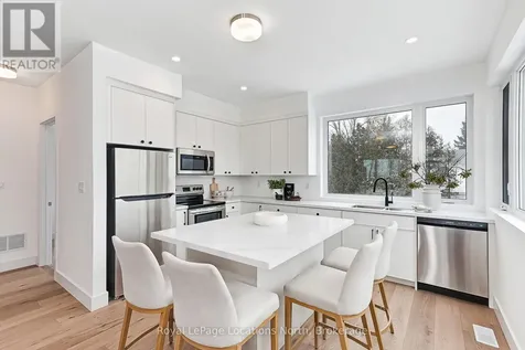 25 Lansdowne Street South Blue Mountains ON N0H 2P0