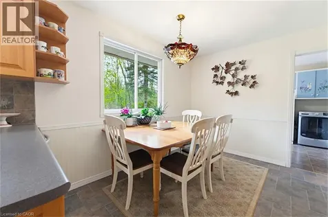 10 Huisman Lane Hamilton ON L8N 2Z7