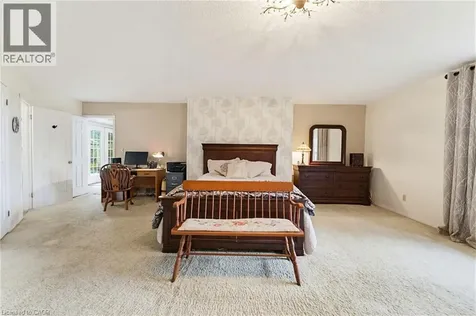 10 Huisman Lane Hamilton ON L8N 2Z7