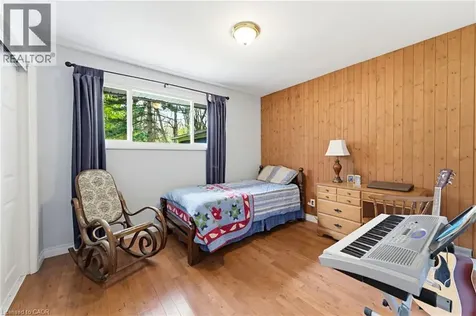 10 Huisman Lane Hamilton ON L8N 2Z7