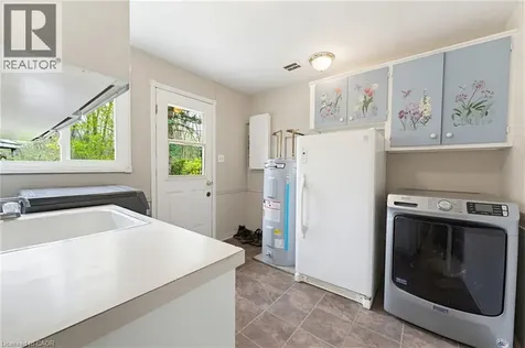 10 Huisman Lane Hamilton ON L8N 2Z7