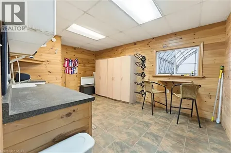 10 Huisman Lane Hamilton ON L8N 2Z7