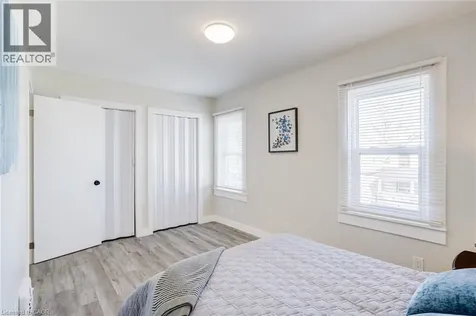 131 Park Row North Hamilton ON L8H 4E7