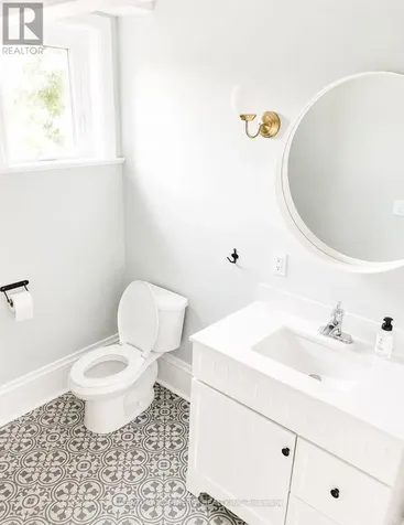 114 Main Street East Smiths Falls ON K7A 1B2