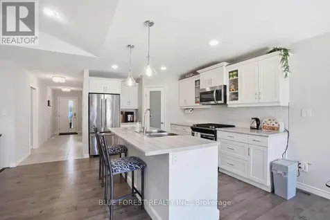 62 Blairmont Terrace St. Thomas ON N6B 2G5