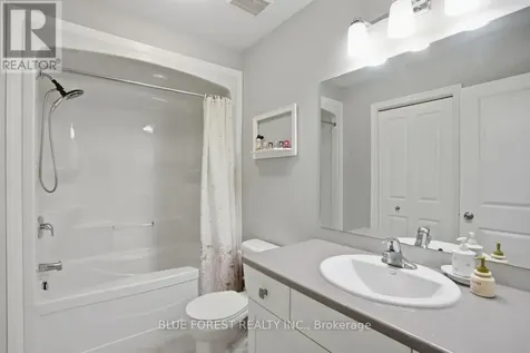 62 Blairmont Terrace St. Thomas ON N6B 2G5