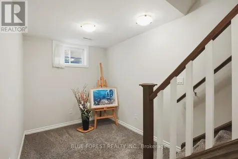 62 Blairmont Terrace St. Thomas ON N6B 2G5