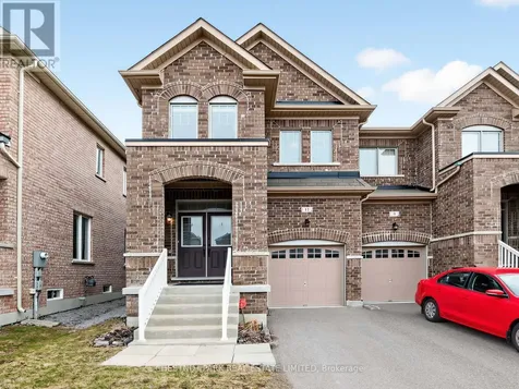 11 Constable Street Aurora ON L4G 1B7