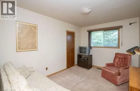 1515 Burloak Drive Oakville ON L6M 4J7