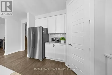 845 Pearly Everlasting Crescent Ottawa ON K0A 2Z0