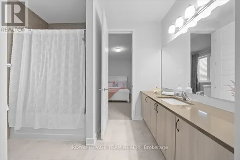 845 Pearly Everlasting Crescent Ottawa ON K0A 2Z0