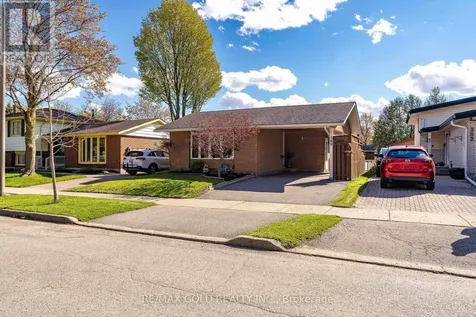 380 Grangewood Drive West Waterloo ON N2K 2E6