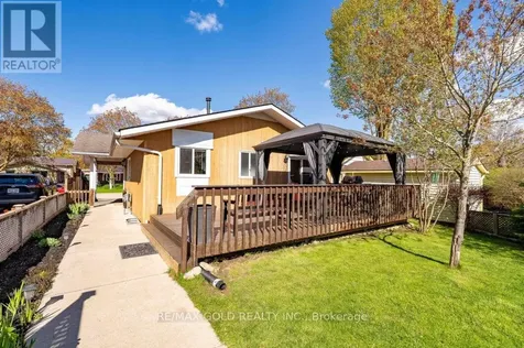 380 Grangewood Drive West Waterloo ON N2K 2E6