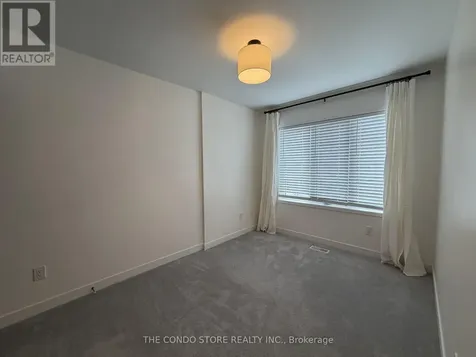 134 Maguire Road North Newmarket (glenway Estates) ON L3X 0M1
