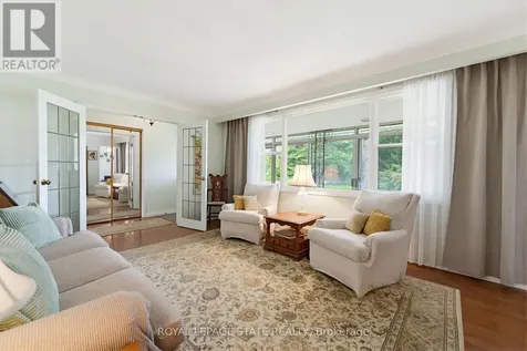 10 Huisman Lane Hamilton ON L8N 2Z7