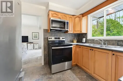 10 Huisman Lane Hamilton ON L8N 2Z7