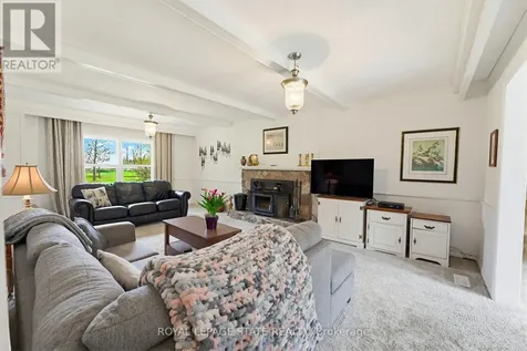 10 Huisman Lane Hamilton ON L8N 2Z7