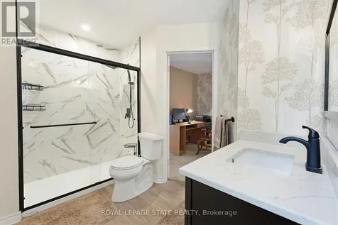 10 Huisman Lane Hamilton ON L8N 2Z7