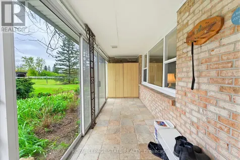 10 Huisman Lane Hamilton ON L8N 2Z7