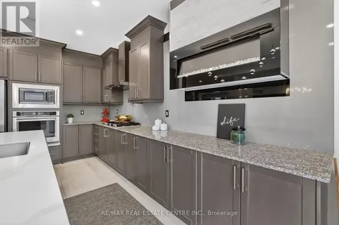 27 Drew Brown Boulevard Orangeville ON L9W 6Z4