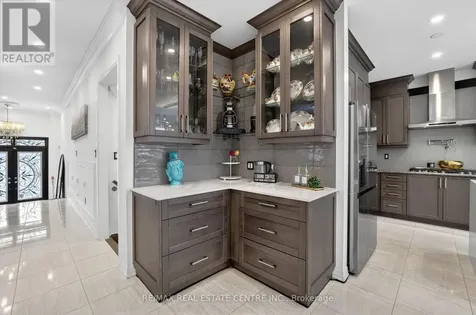 27 Drew Brown Boulevard Orangeville ON L9W 6Z4