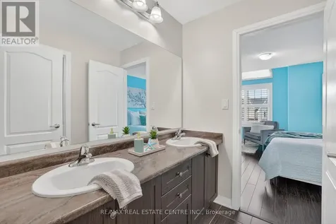 27 Drew Brown Boulevard Orangeville ON L9W 6Z4