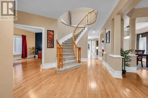70 Cedar Valley Drive Ottawa ON K2M 3A3