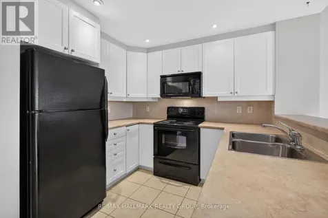 1005 Beauparc Private Ottawa ON K1J 0A1