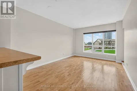 1005 Beauparc Private Ottawa ON K1J 0A1