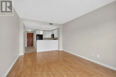 1005 Beauparc Private Ottawa ON K1J 0A1