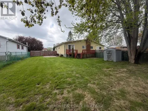 1813 Elgin Street Cornwall ON K6J 5C2
