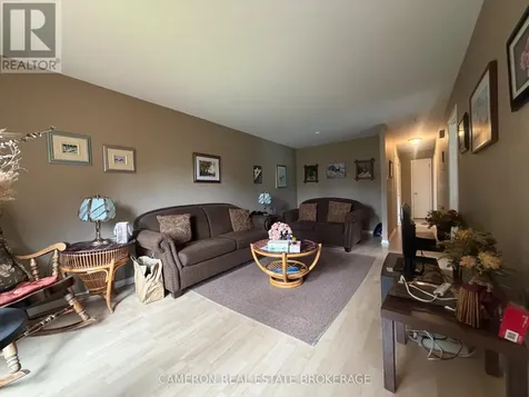 1813 Elgin Street Cornwall ON K6J 5C2