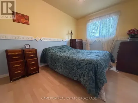 1813 Elgin Street Cornwall ON K6J 5C2