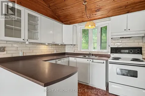 4664 Northwoods Drive Ottawa ON K0A 3M0