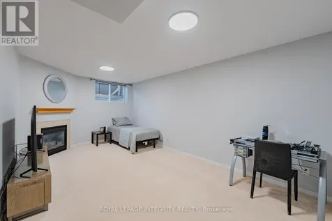 319 Glenbrae Avenue Ottawa ON K2W 0B9