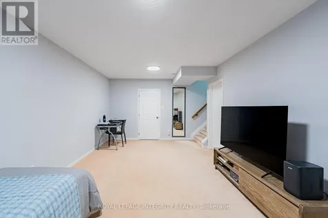 319 Glenbrae Avenue Ottawa ON K2W 0B9